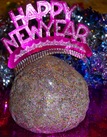 Ring in the New Year with these fun New Years crafts for kids